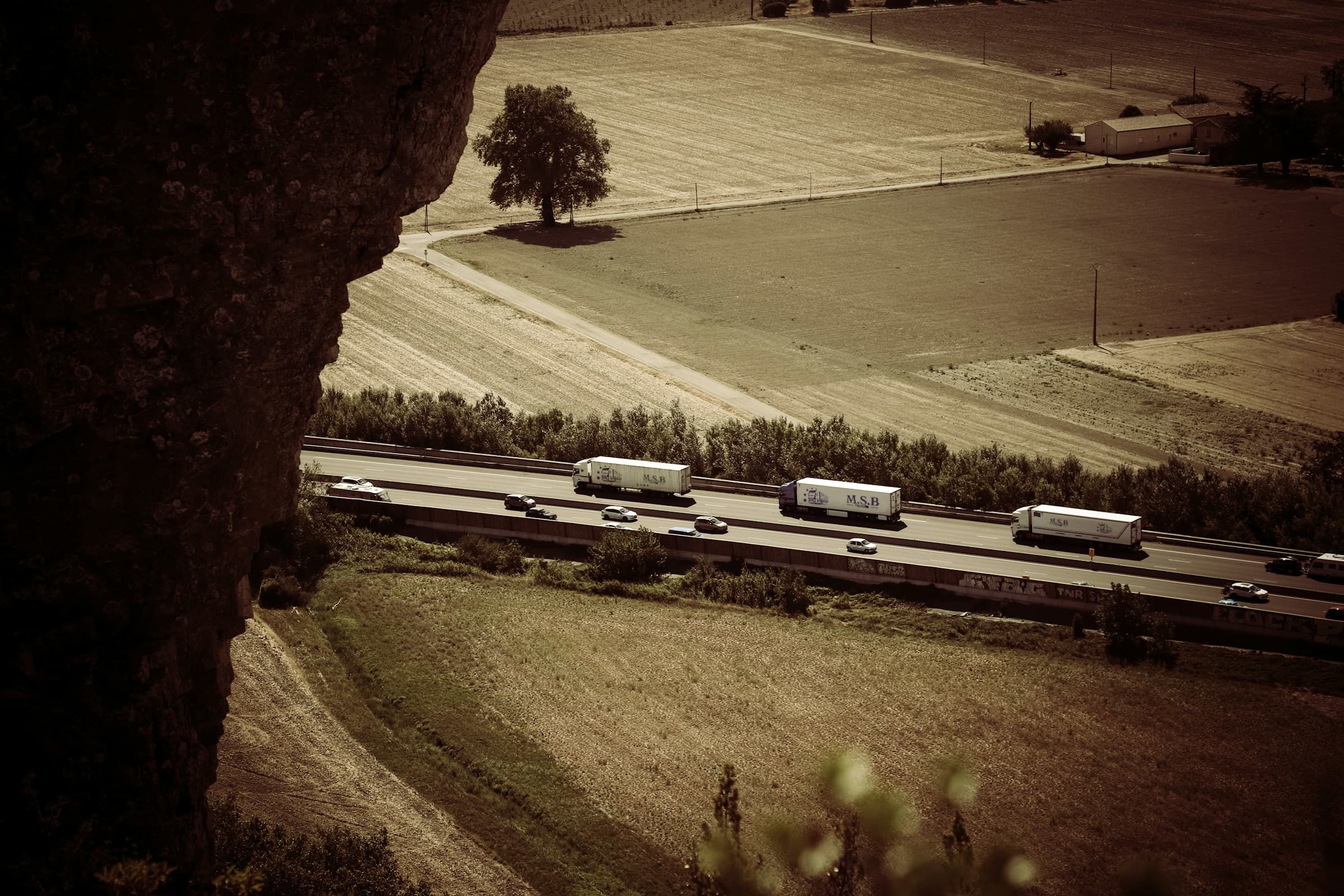 msb-trucks-hero